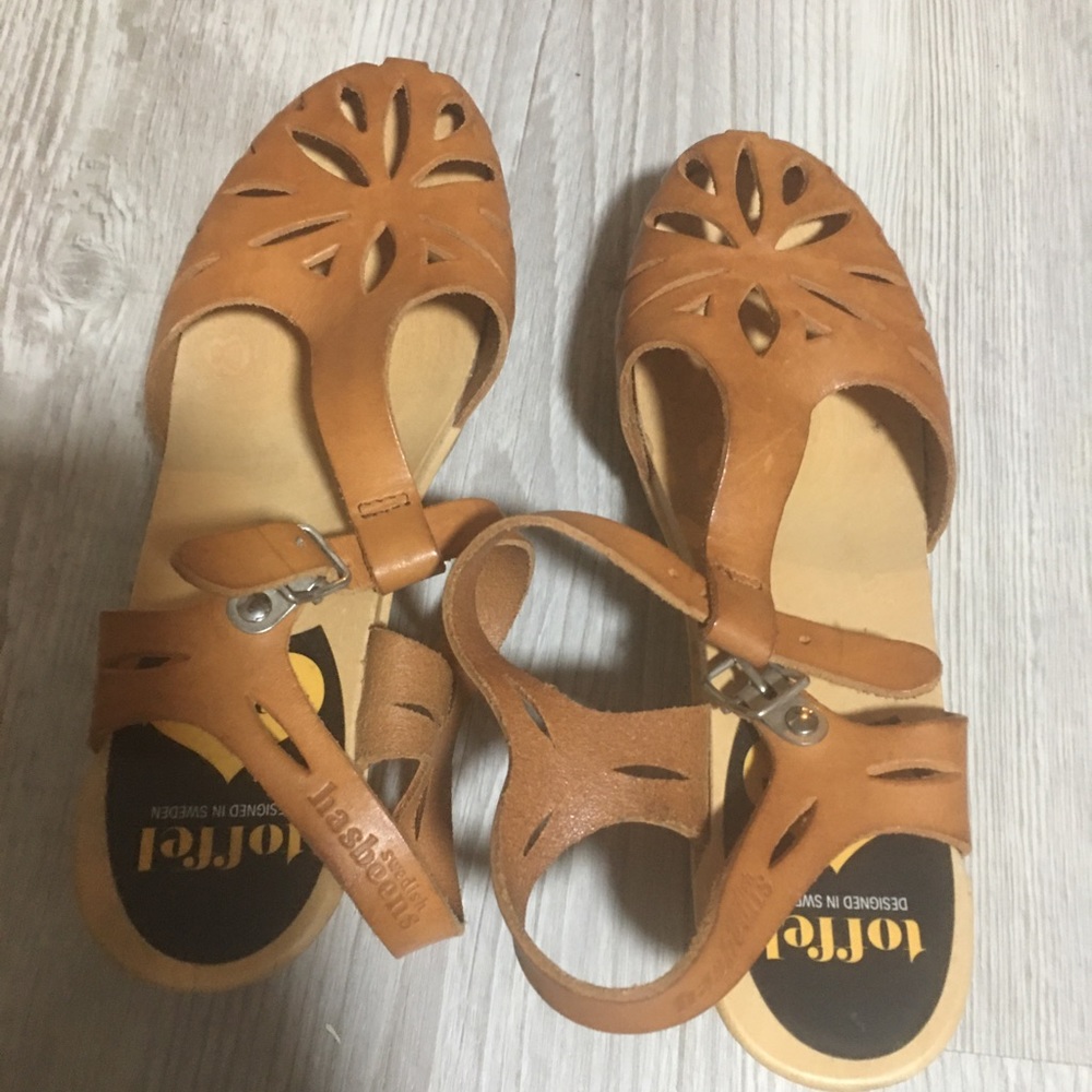 TOFFEL Swedish Hasbeens Tan Cutout Leather Wood Clog Platform Wedge Sandal NWT